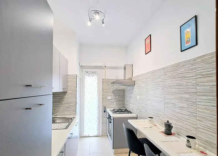 Appartamento Cozy Near Metro A Roma